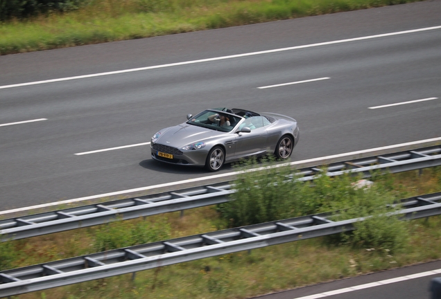 Aston Martin DB9 Volante 2010