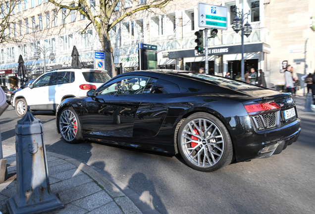 Audi R8 V10 2015