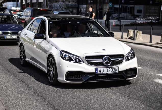 Mercedes-Benz E 63 AMG S W212