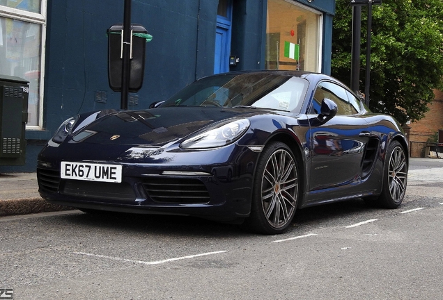 Porsche 718 Cayman S