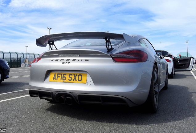 Porsche 981 Cayman GT4