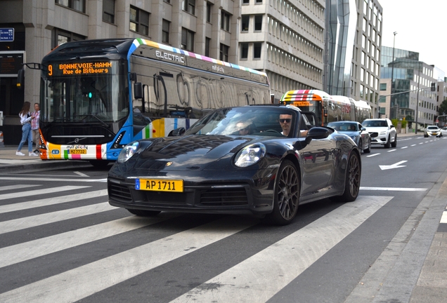 Porsche 992 Carrera 4S Cabriolet