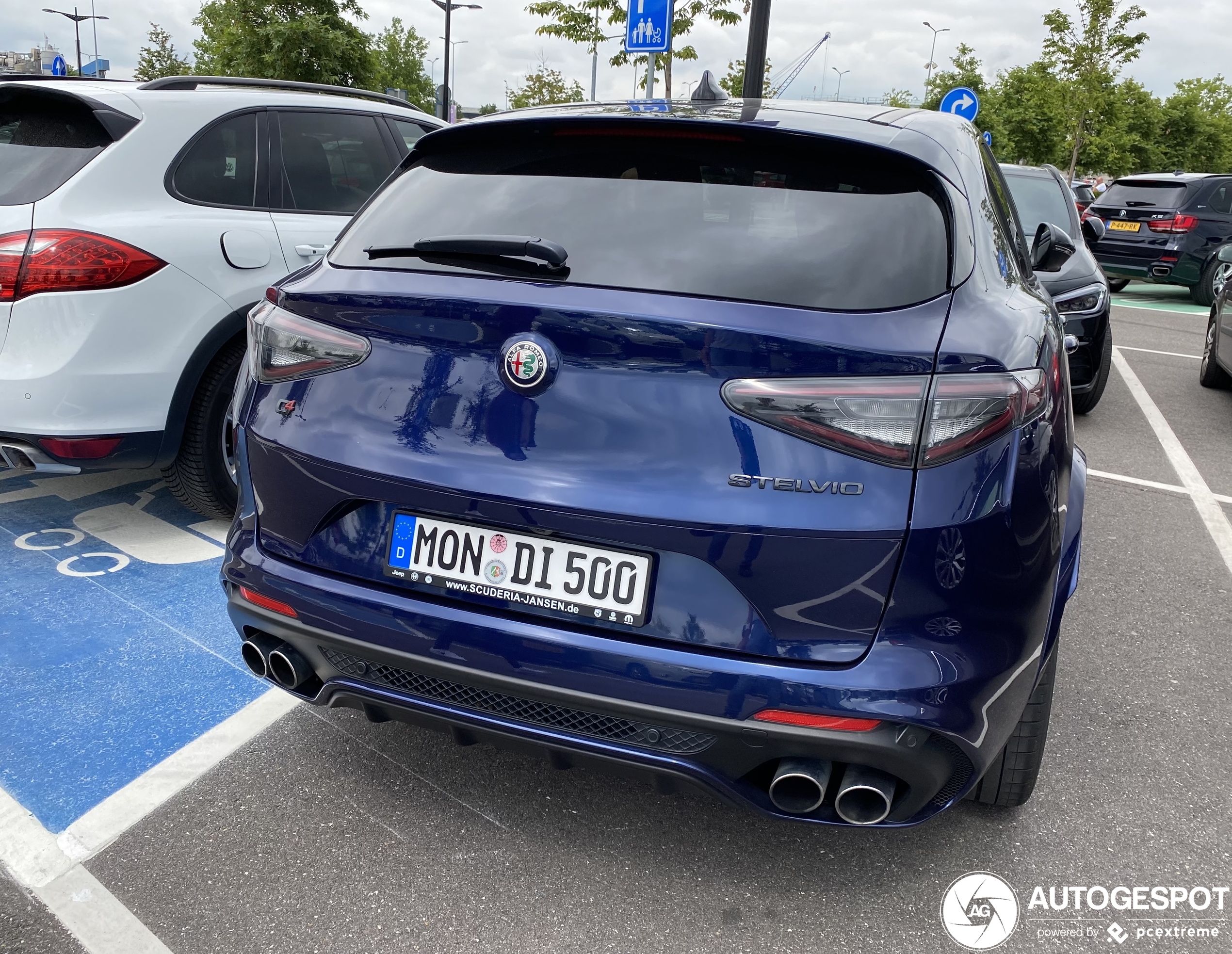 Alfa Romeo Stelvio Quadrifoglio 2020