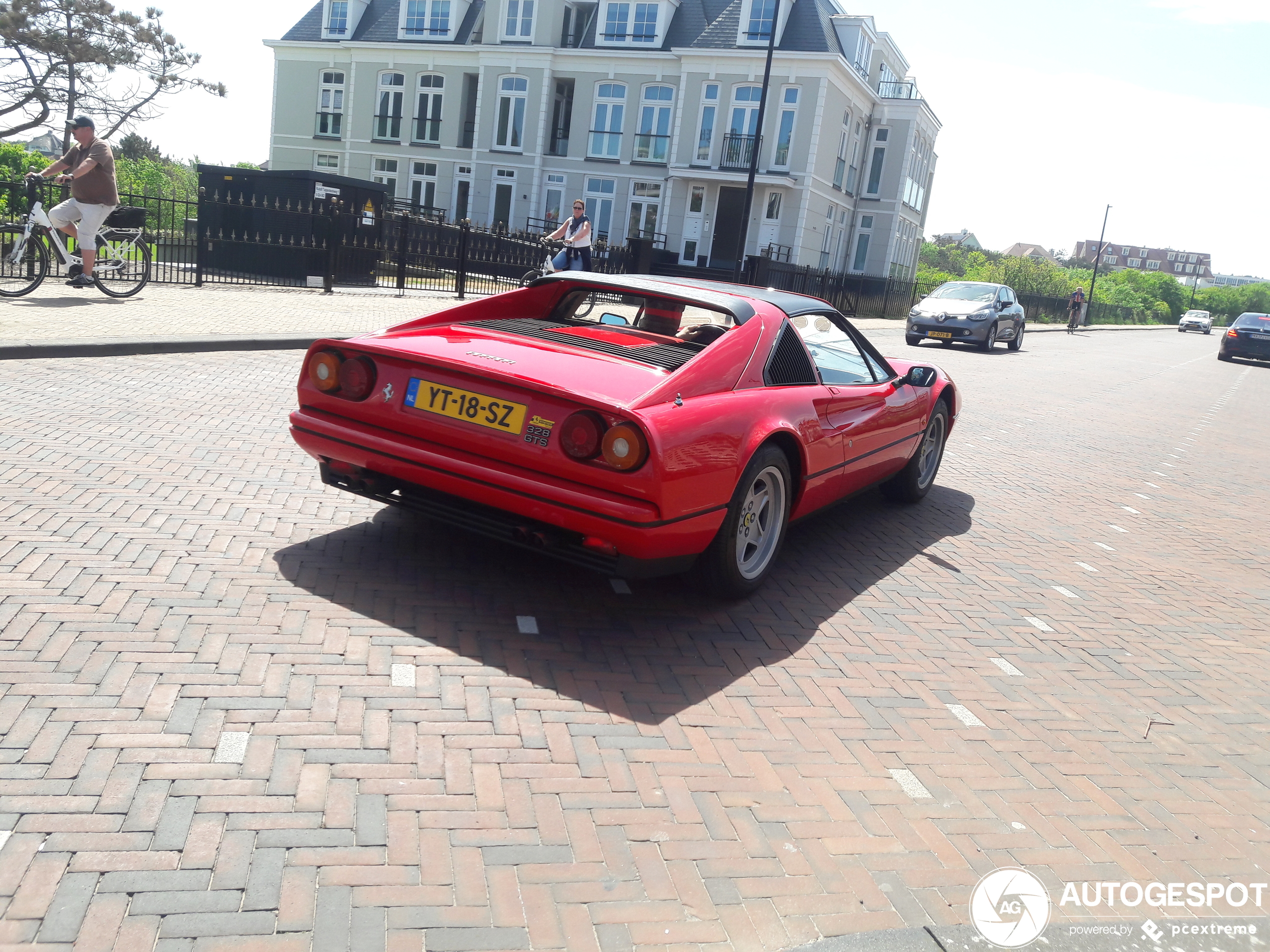 Ferrari 328 GTS