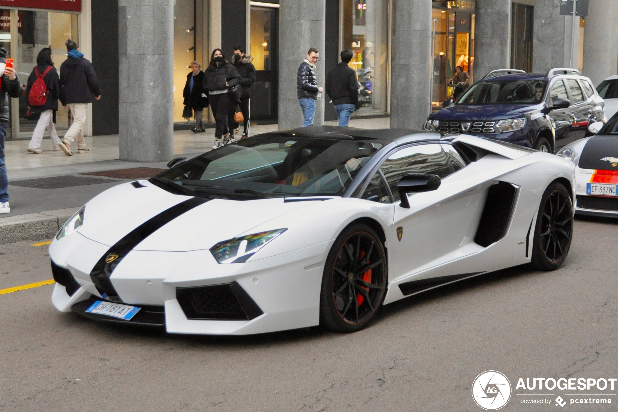 Lamborghini Aventador LP700-4 Roadster