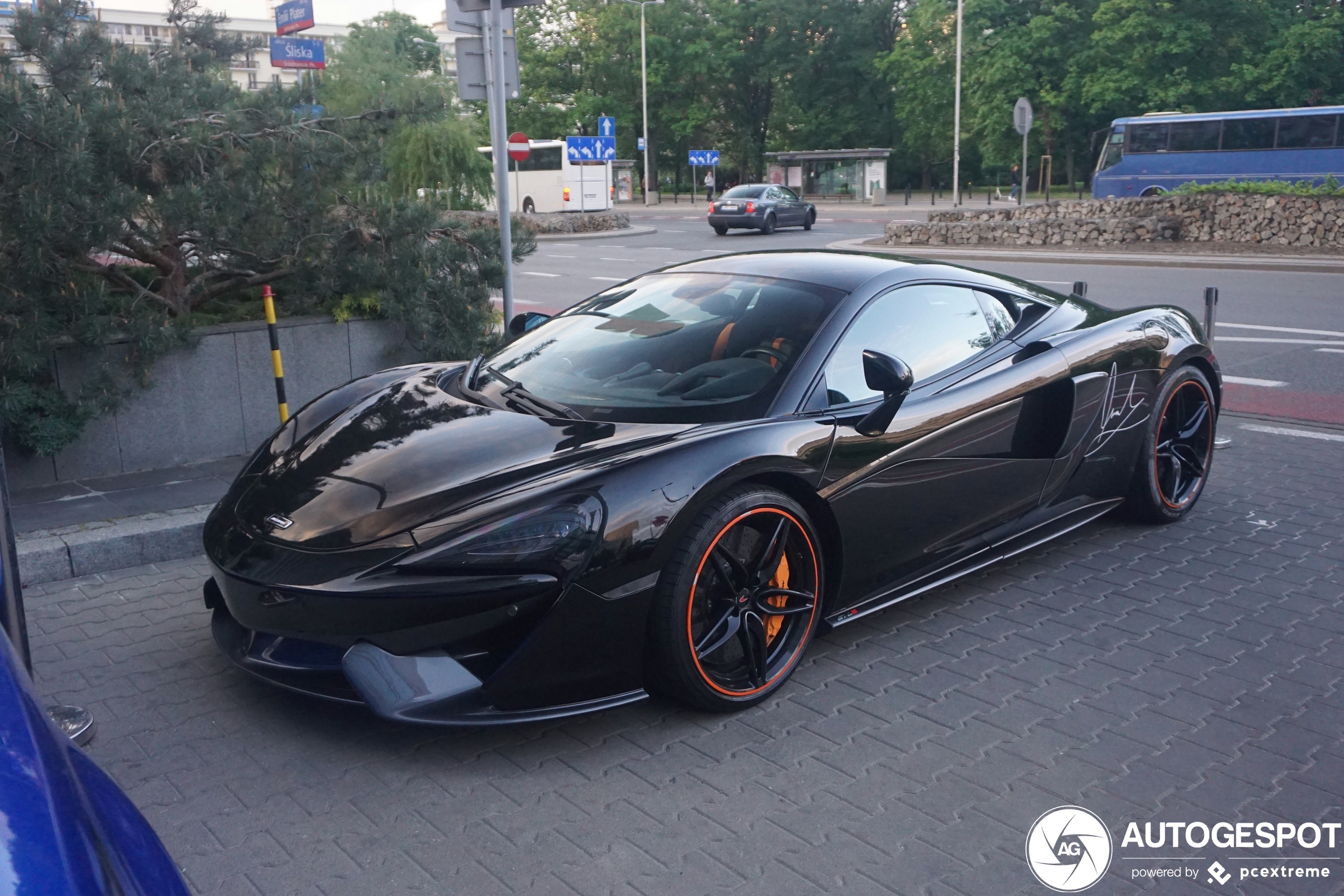 McLaren 570S