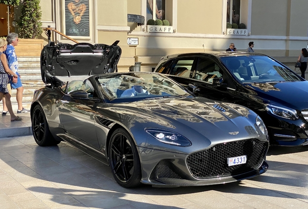 Aston Martin DBS Superleggera Volante