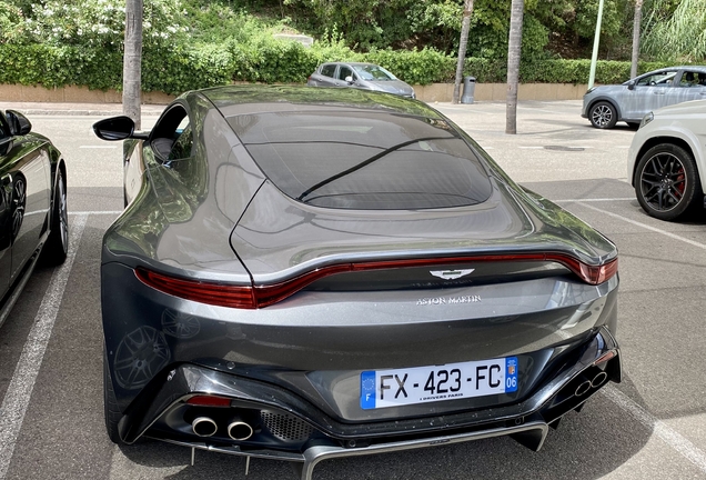 Aston Martin V8 Vantage 2018