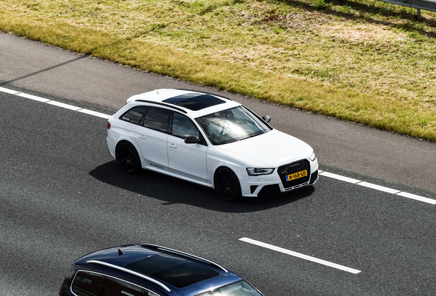 Audi RS4 Avant B8