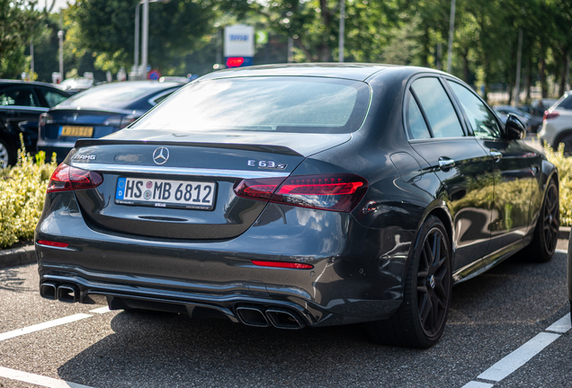 Mercedes-AMG E 63 S W213 2021