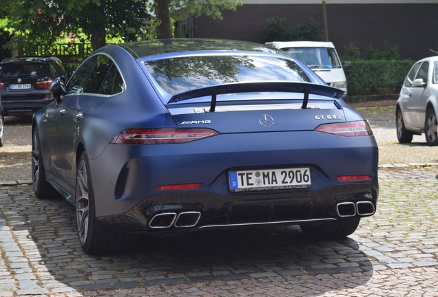 Mercedes-AMG GT 63 S X290