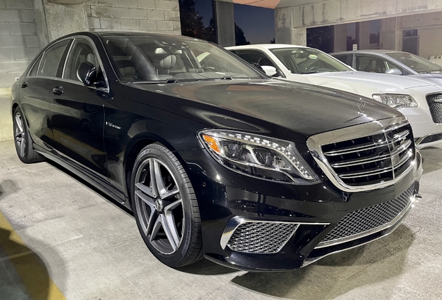 Mercedes-Benz S 65 AMG V222