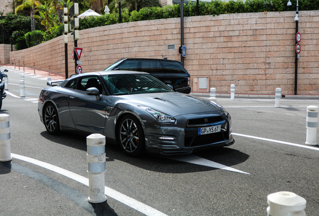 Nissan GT-R 2011