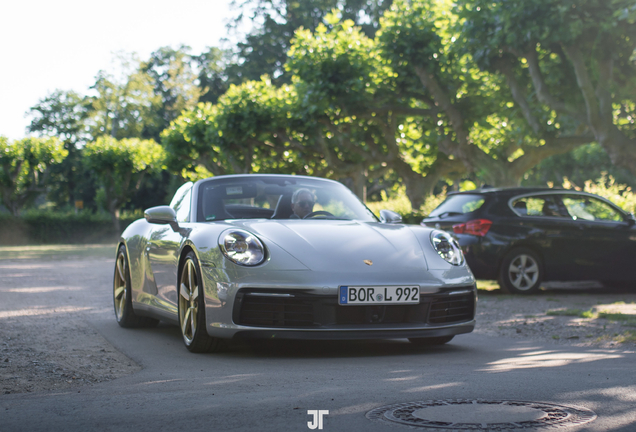 Porsche 992 Carrera 4S Cabriolet