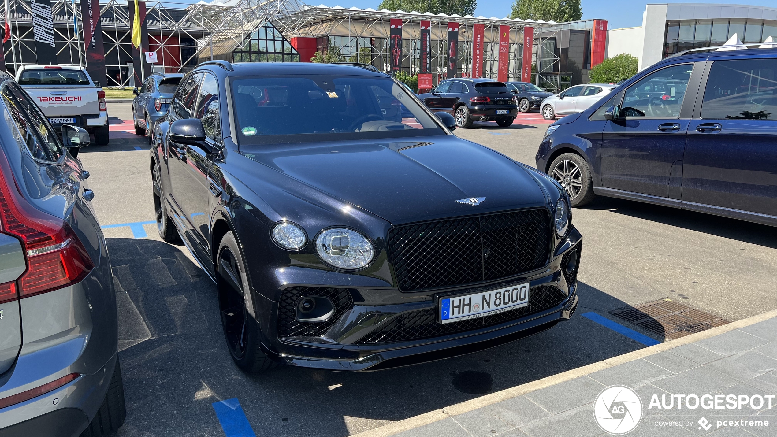 Bentley Bentayga V8 2021