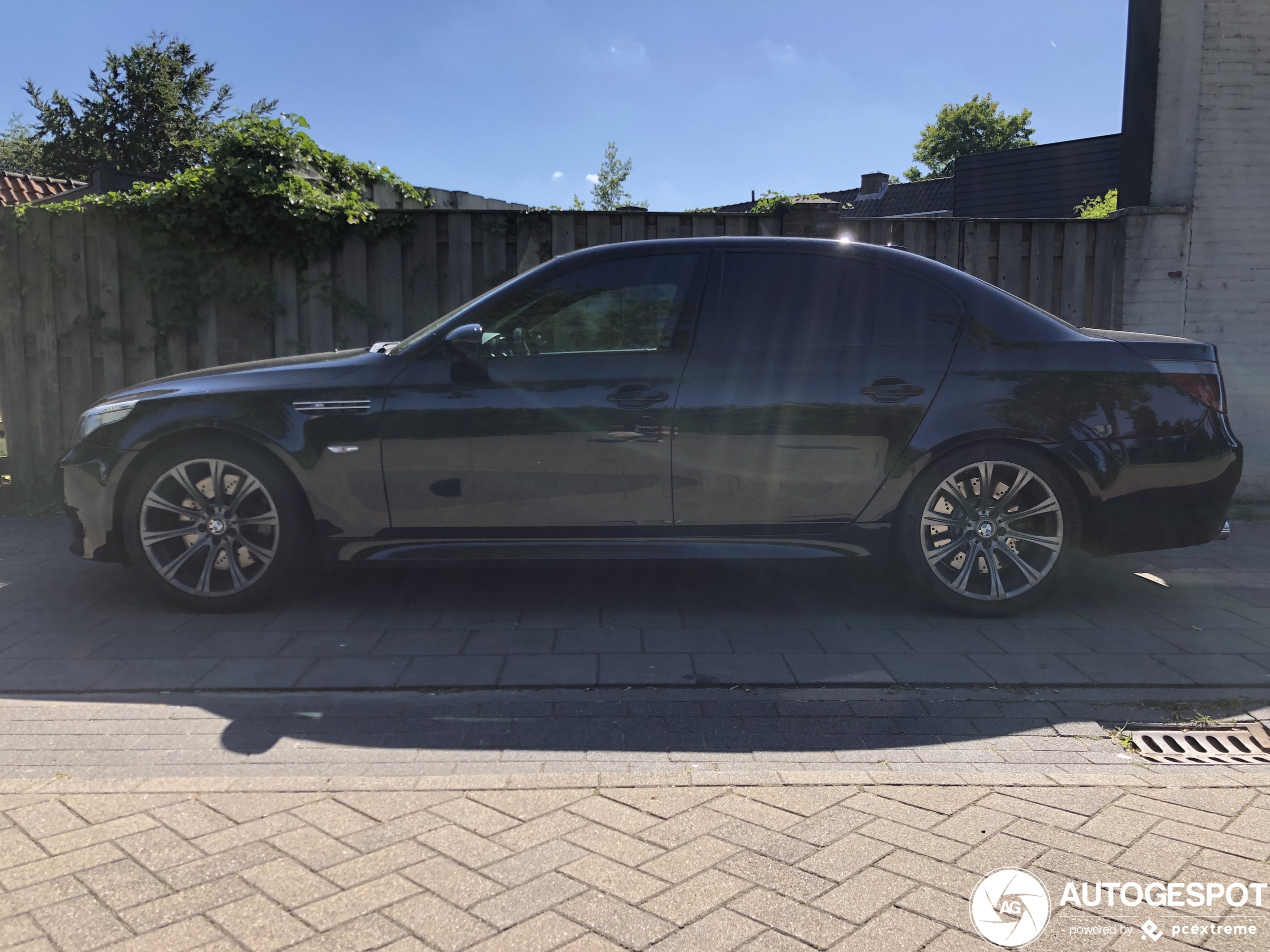 BMW M5 E60 2005