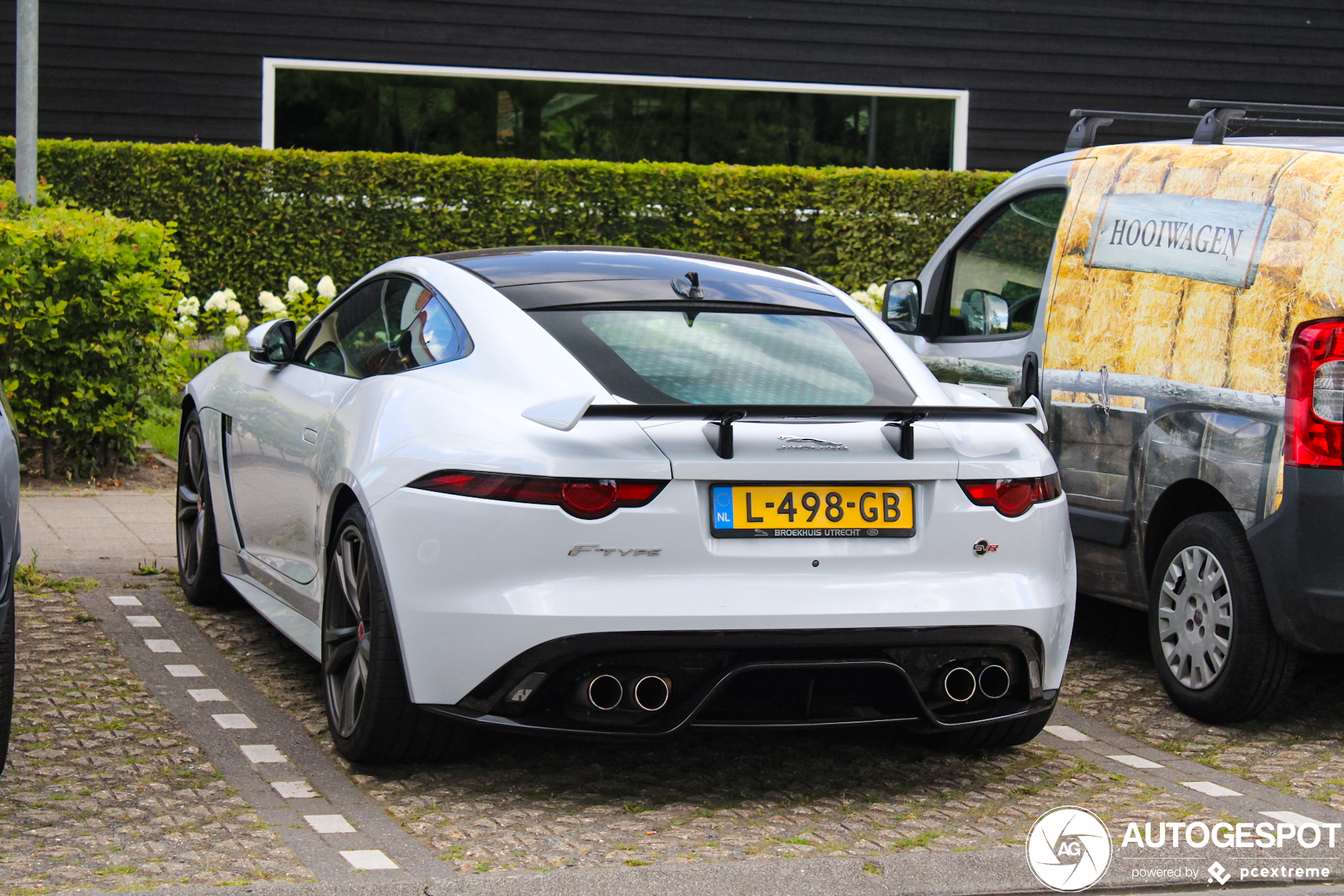 Jaguar F-TYPE SVR Coupé 2017