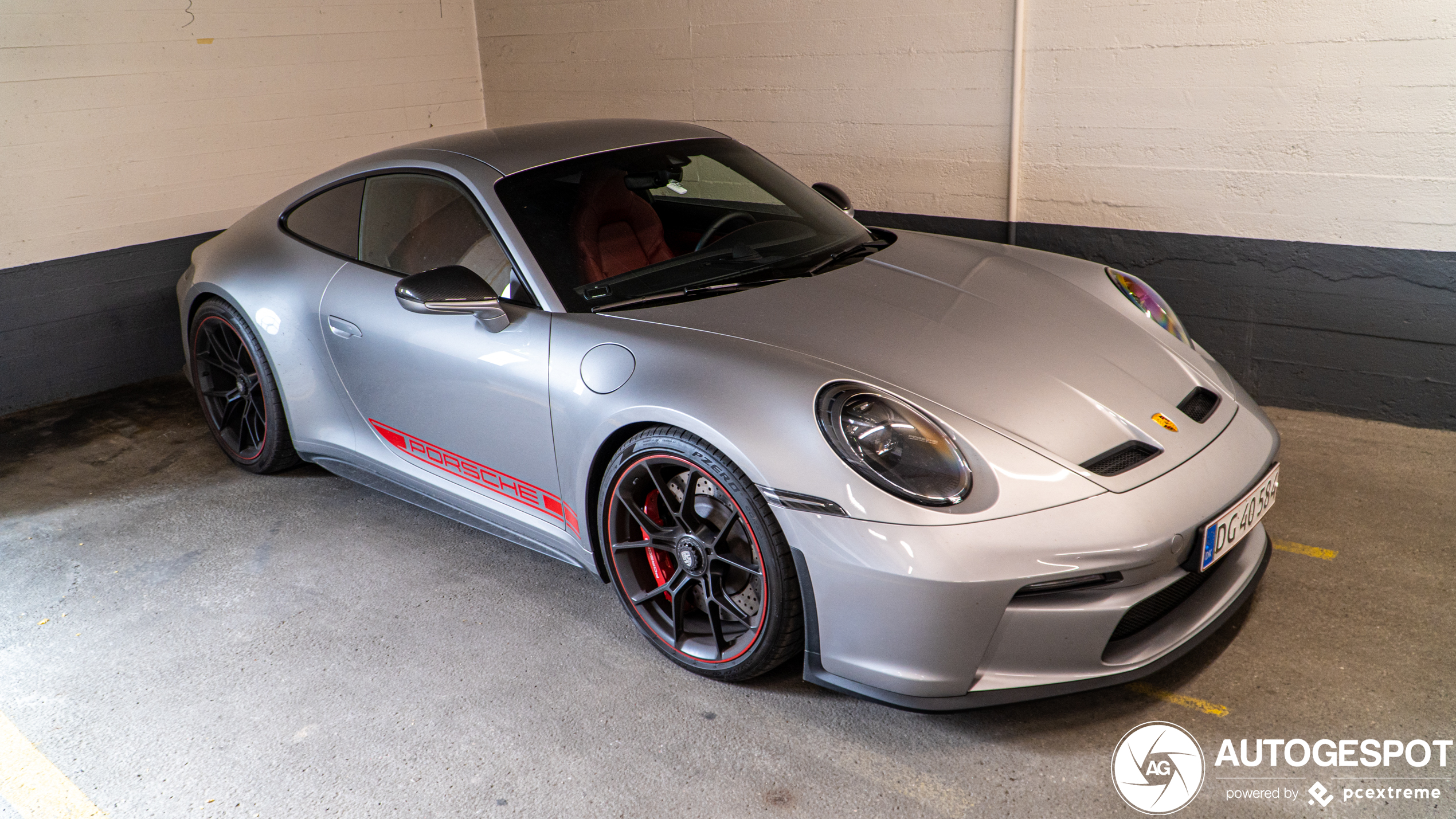 Porsche 992 GT3 Touring