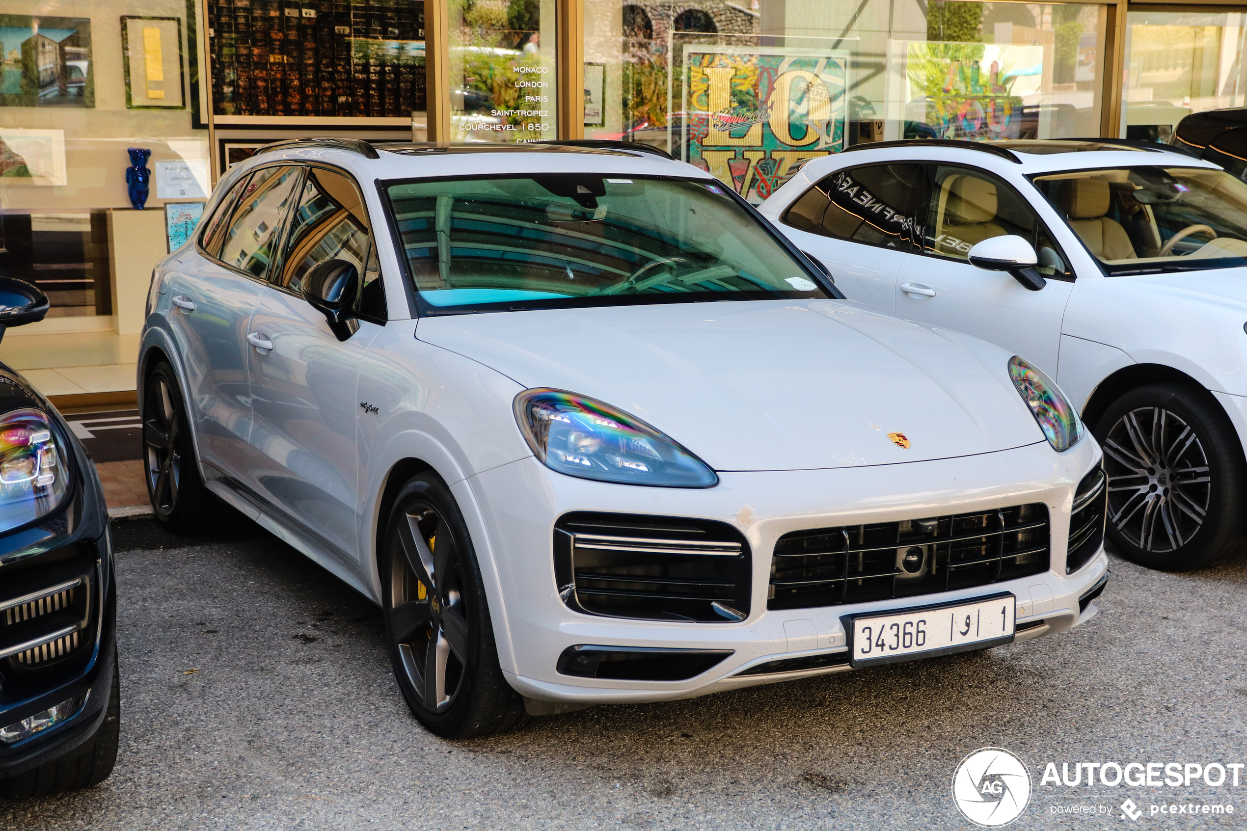 Porsche Cayenne Turbo S E-Hybrid