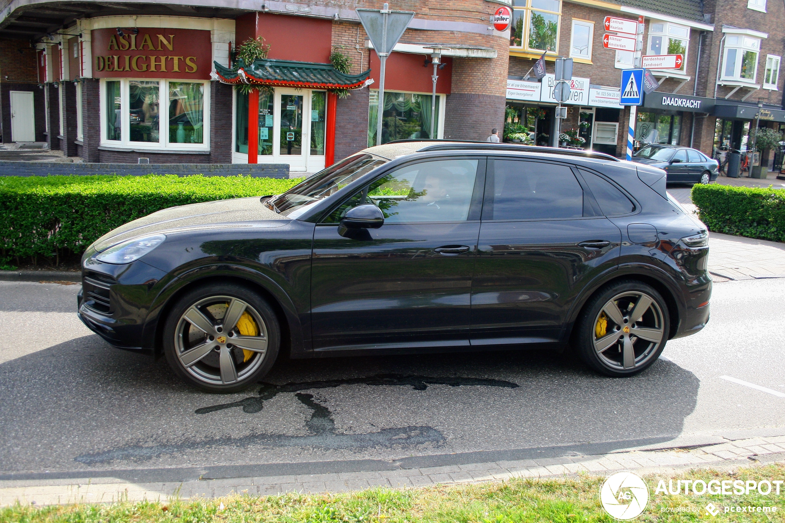 Porsche Cayenne Turbo S E-Hybrid