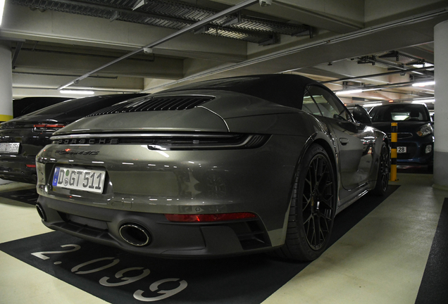 Porsche 992 Carrera 4 GTS Cabriolet