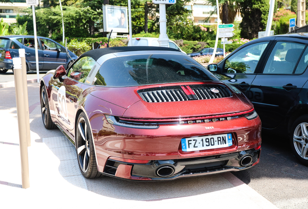 Porsche 992 Targa 4S Heritage Design Edition