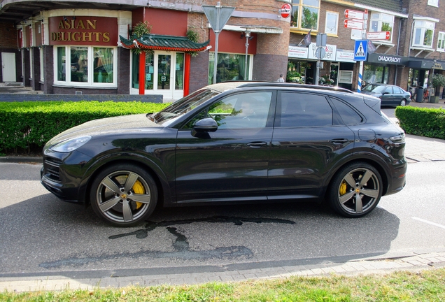 Porsche Cayenne Turbo S E-Hybrid