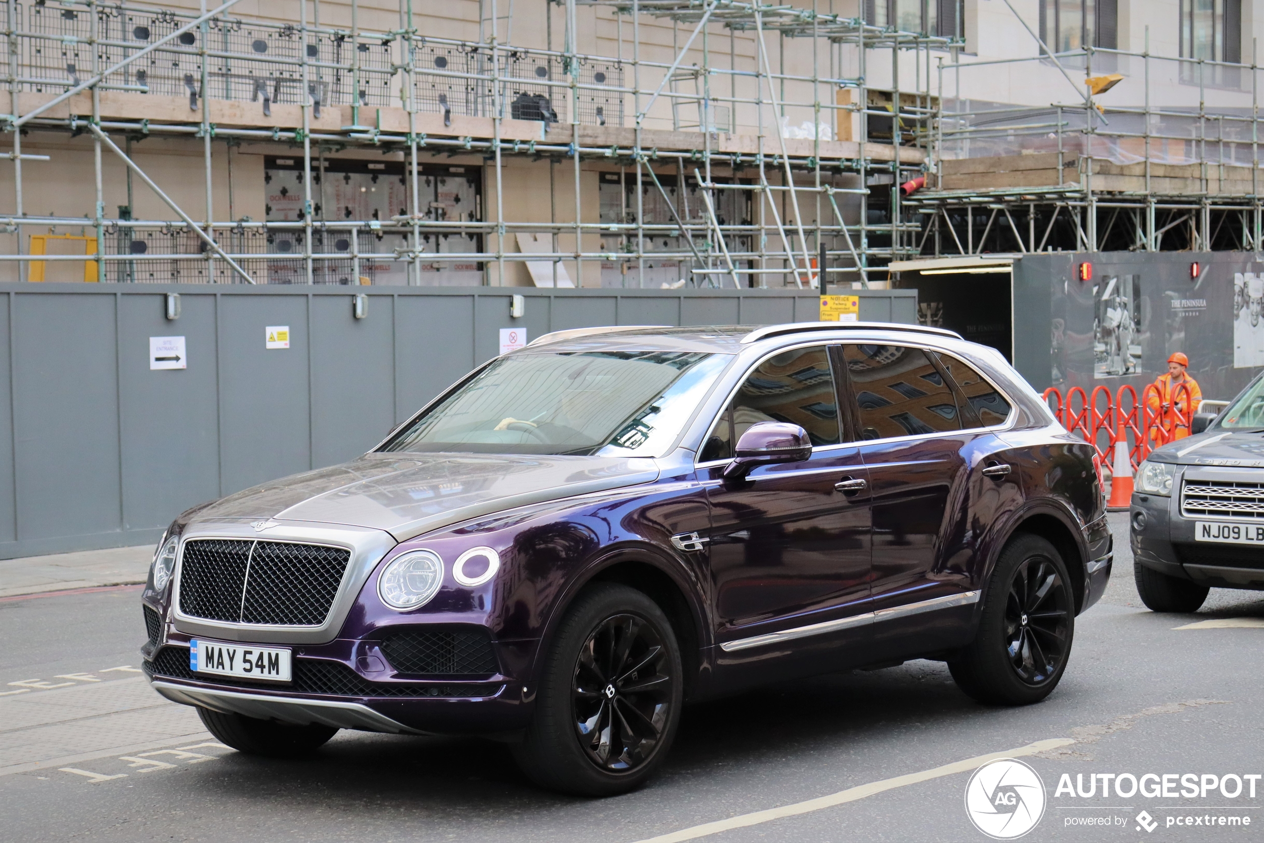 Bentley Bentayga V8