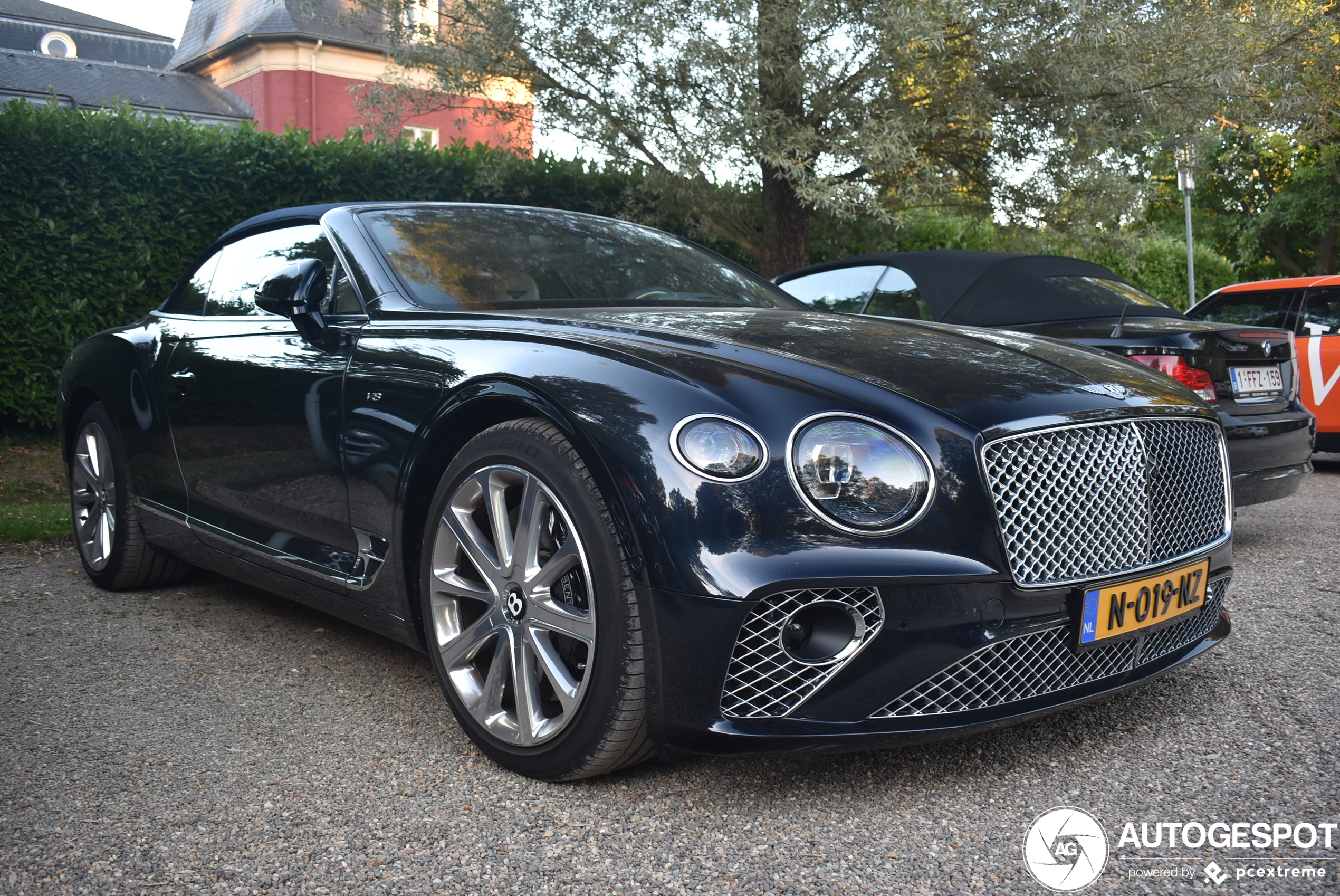 Bentley Continental GTC V8 2020