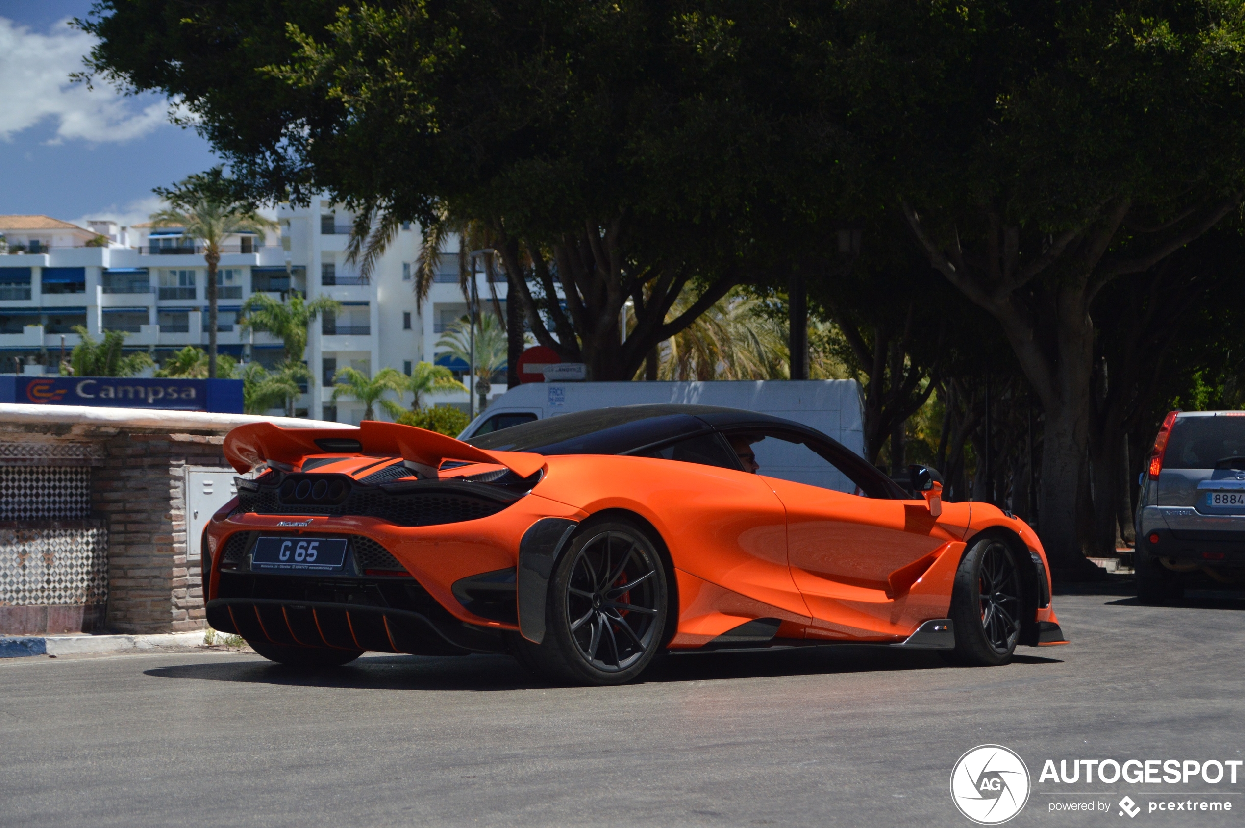 McLaren 765LT