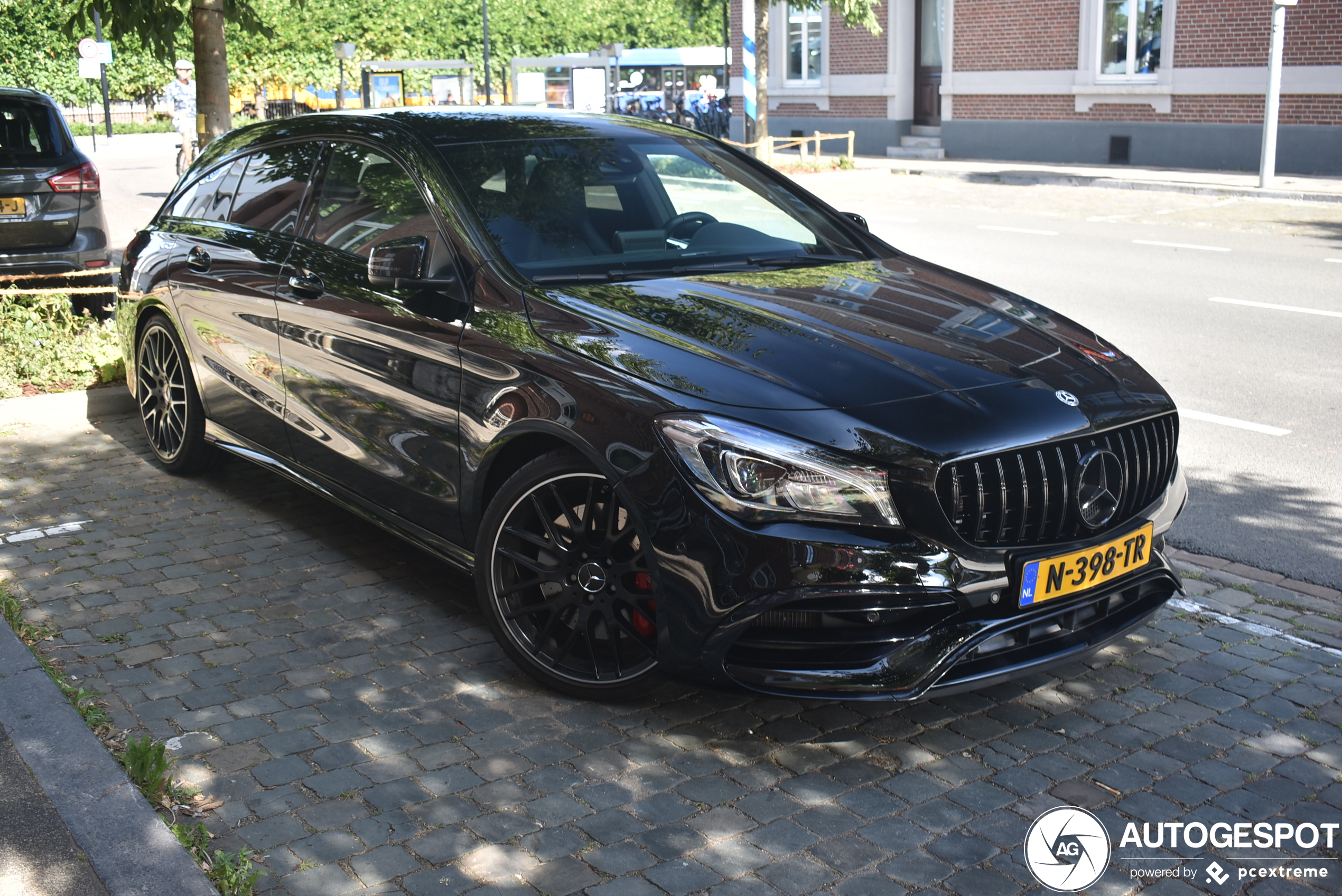 Mercedes-AMG CLA 45 Shooting Brake X117 2017