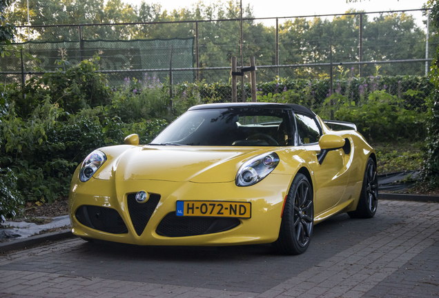 Alfa Romeo 4C Spider Pogea Racing