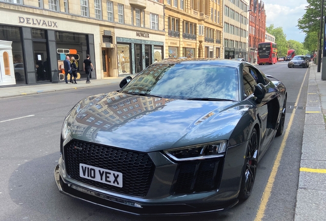 Audi R8 V10 Plus 2015