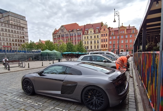 Audi R8 V10 Plus 2015