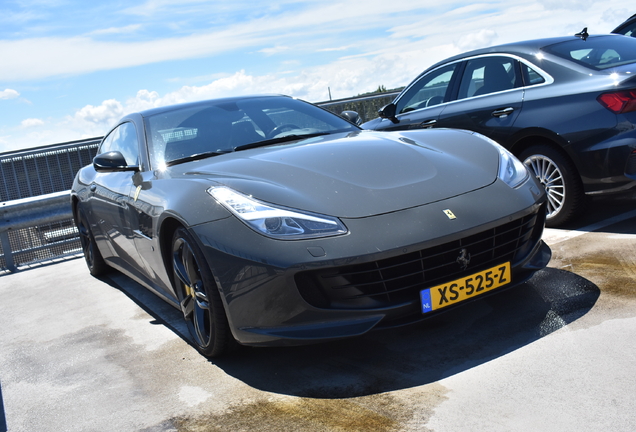 Ferrari GTC4Lusso