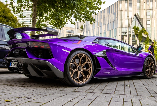 Lamborghini Aventador LP770-4 SVJ