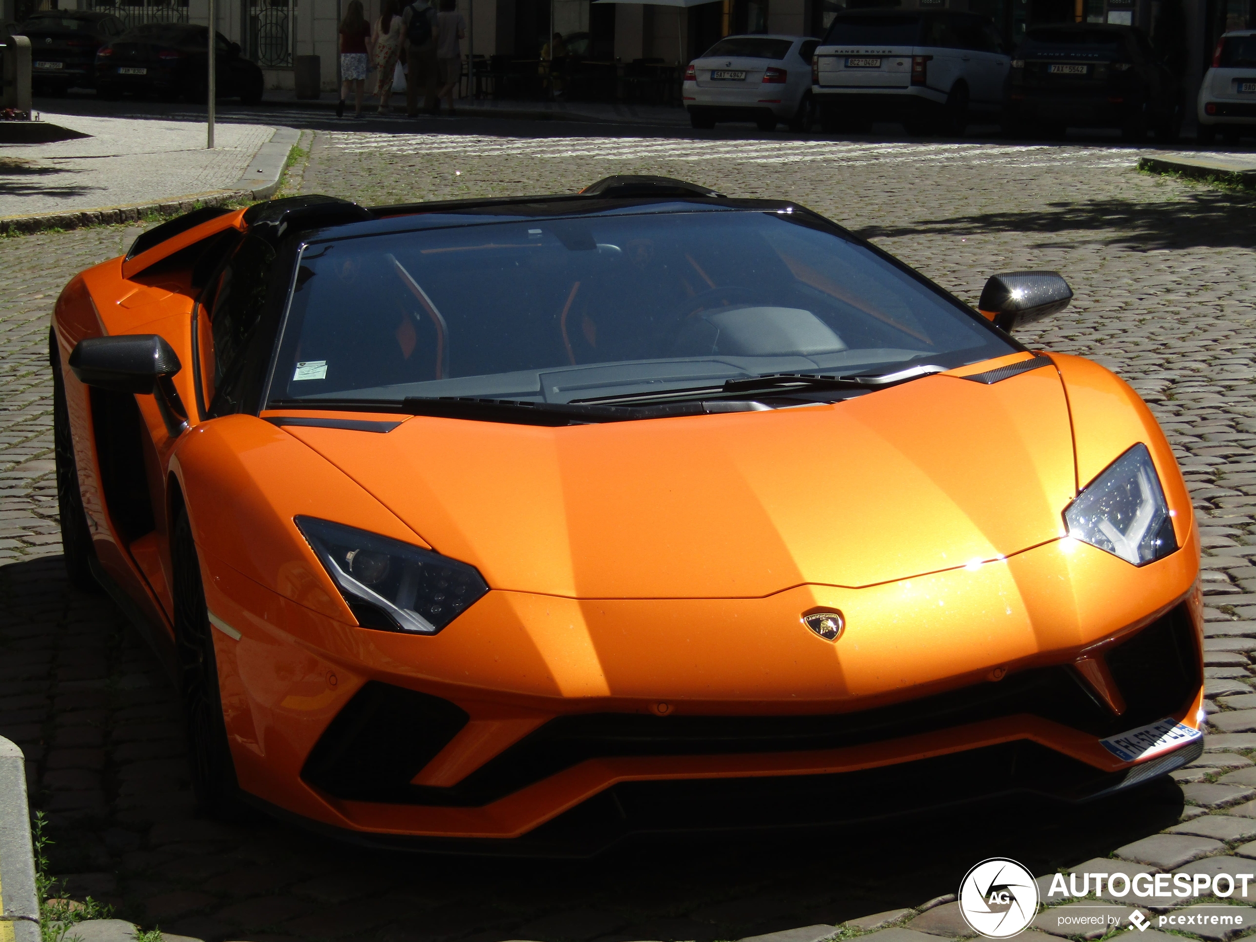 その他 Lamborghini Aventador S 2017-lamborghini-aventador-s-0