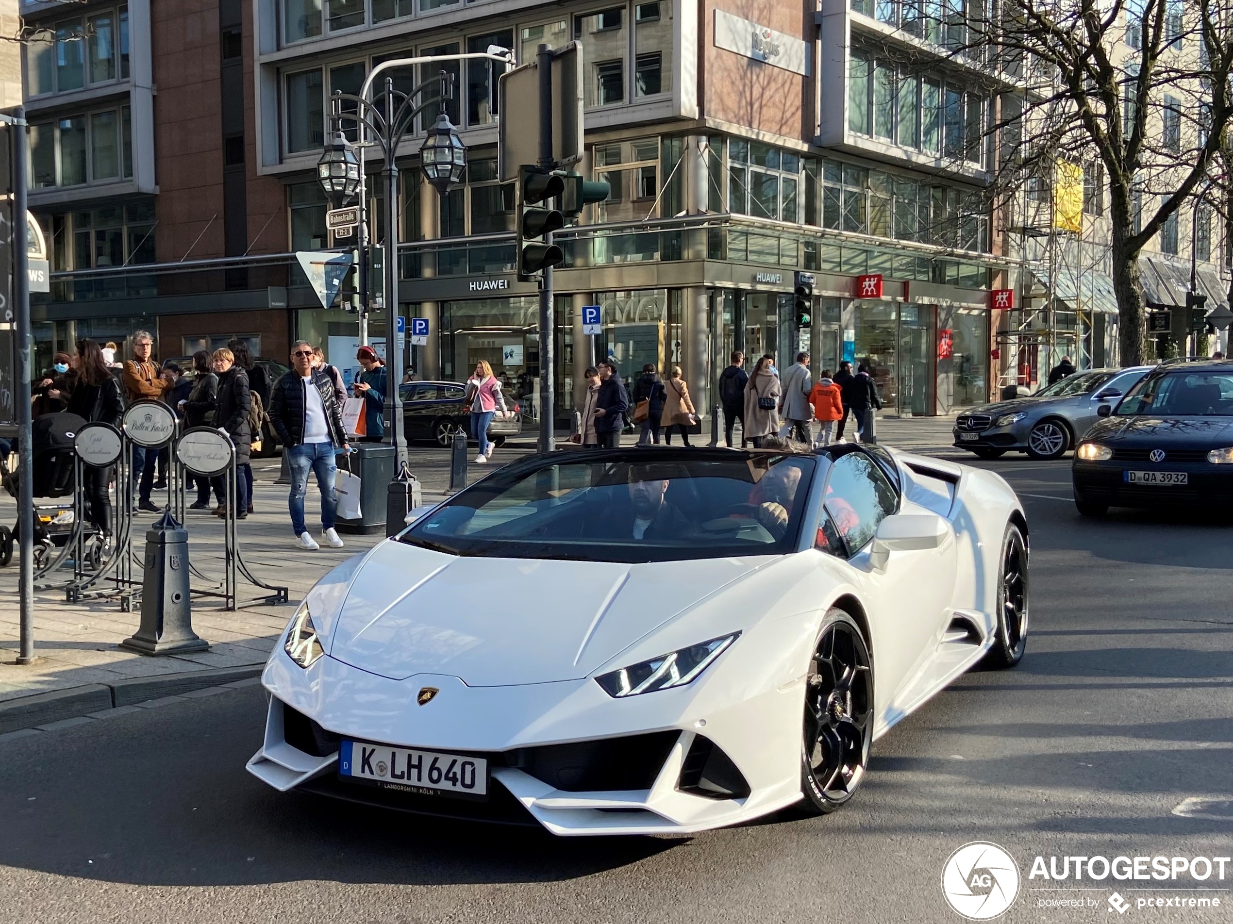 Lamborghini Huracán LP640-4 EVO Spyder