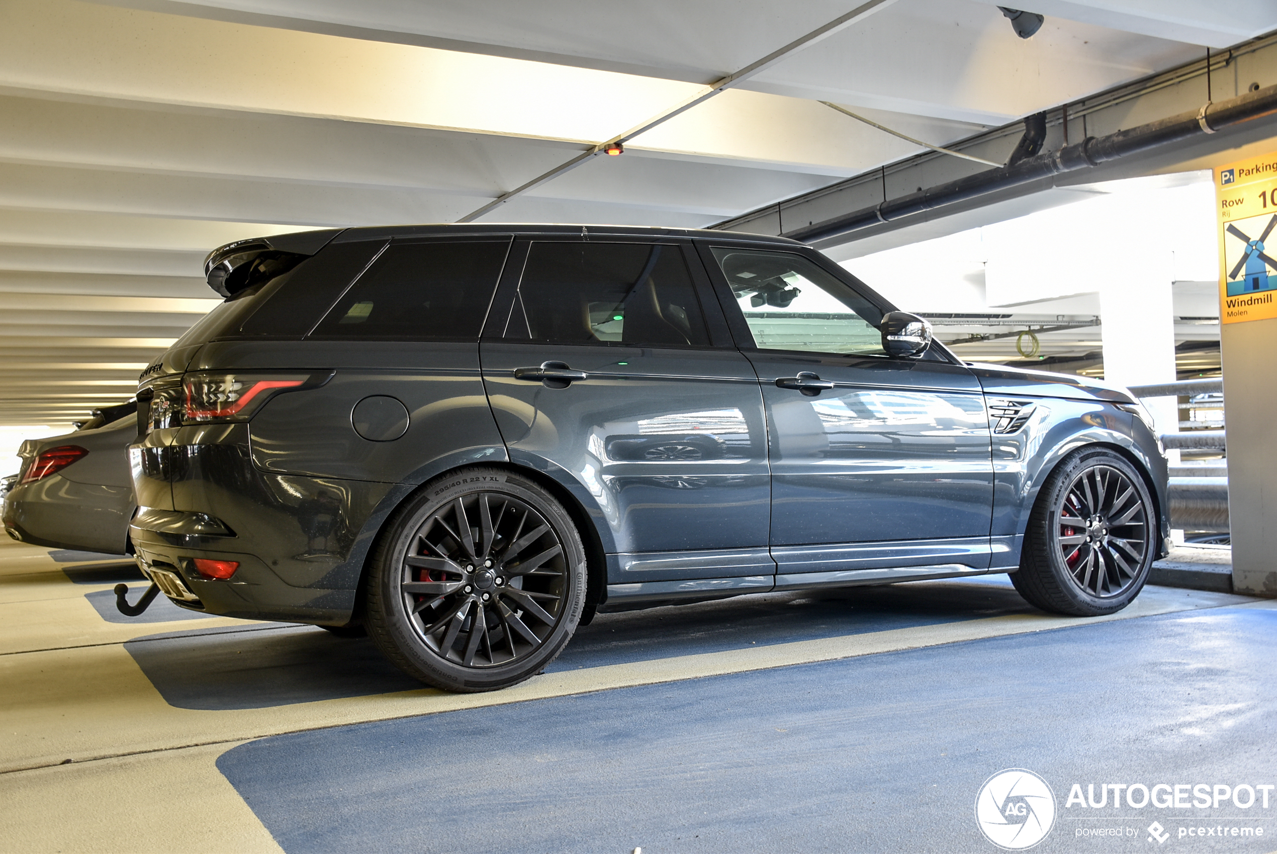 Land Rover Range Rover Sport SVR 2018