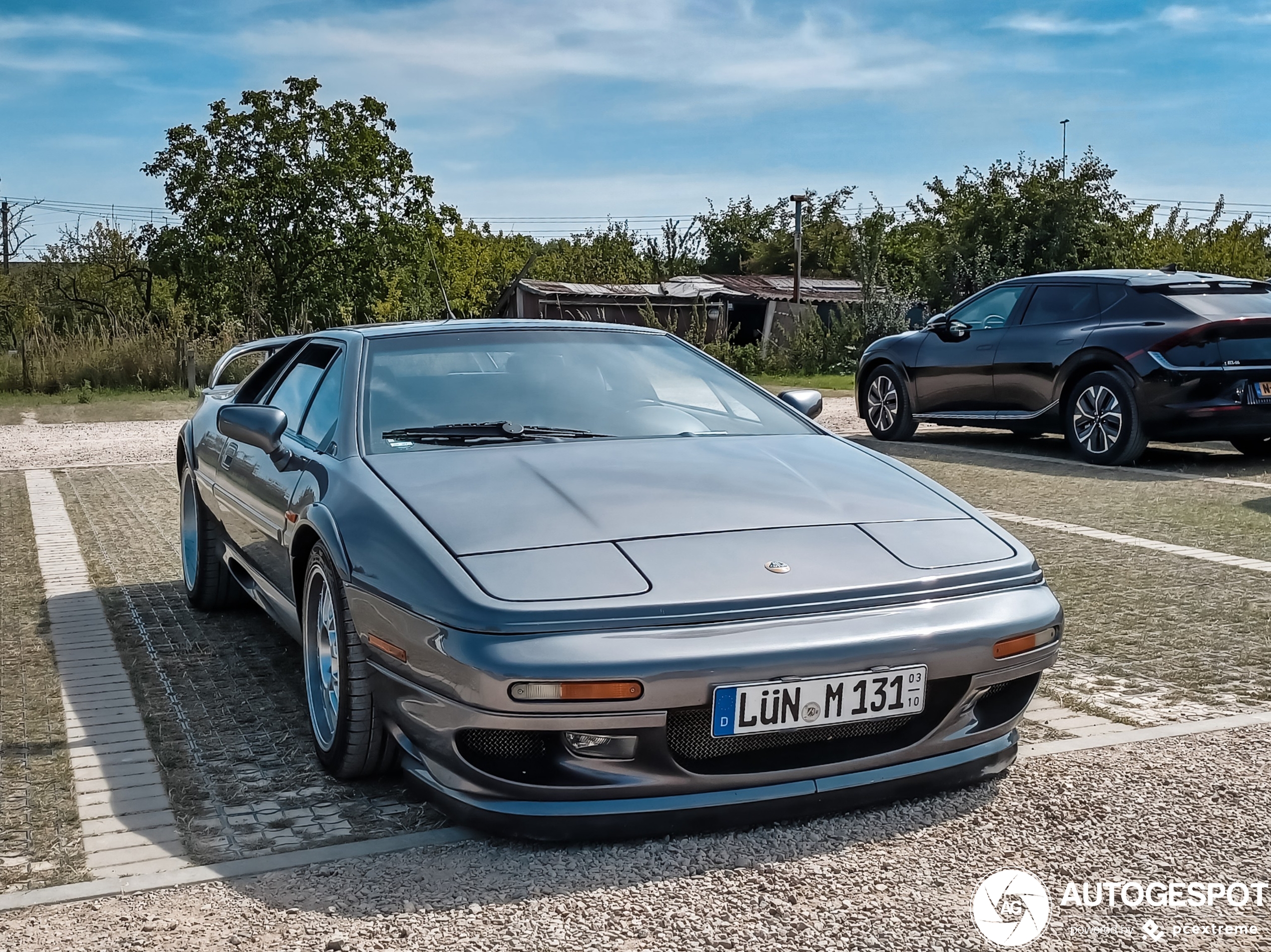 Lotus Esprit V8