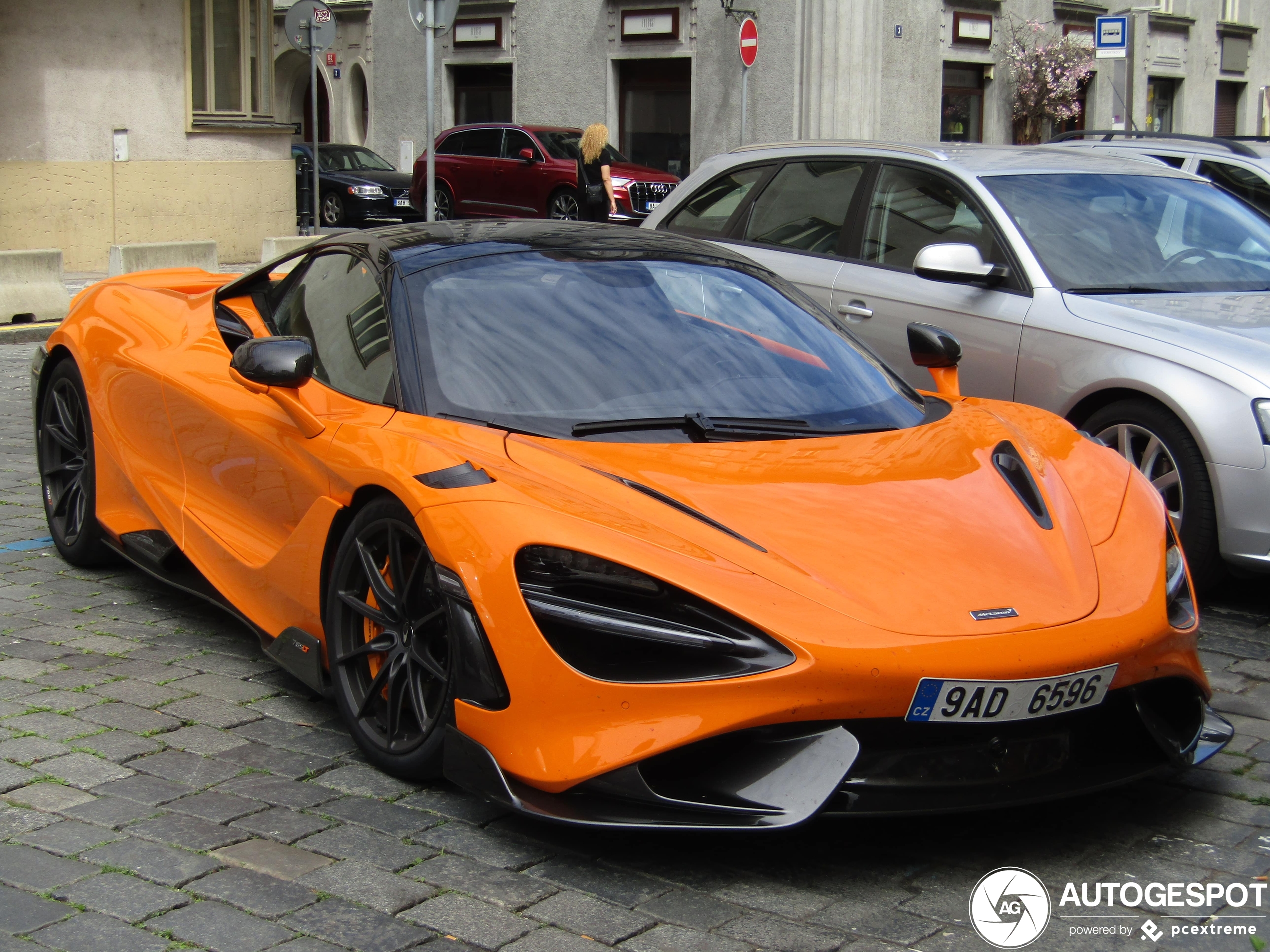 McLaren 765LT Spider