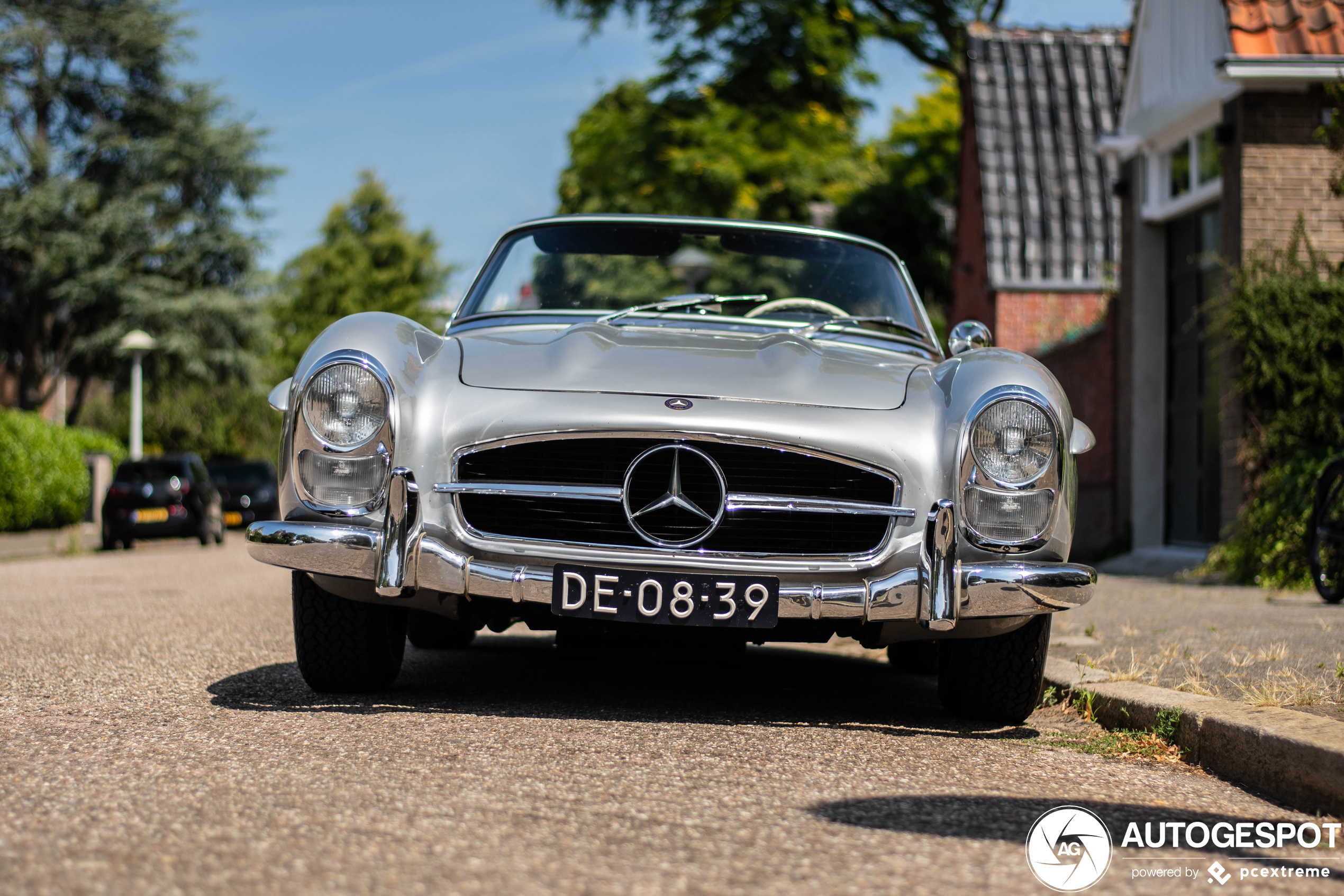 Mercedes-Benz 300SL Roadster