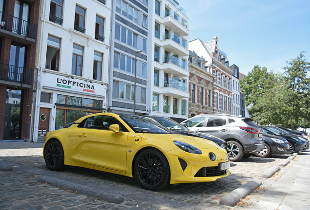 Alpine A110 Color Edition