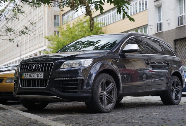 Audi Q7 V12 TDI