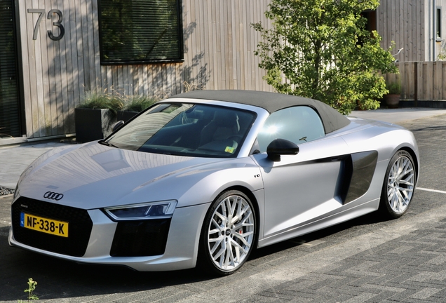 Audi R8 V10 Spyder 2016