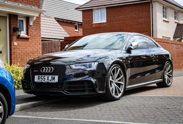 Audi RS5 B8 2012