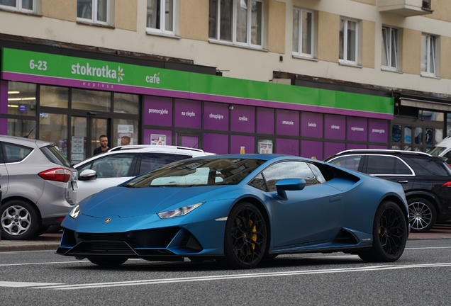 Lamborghini Huracán LP640-4 EVO