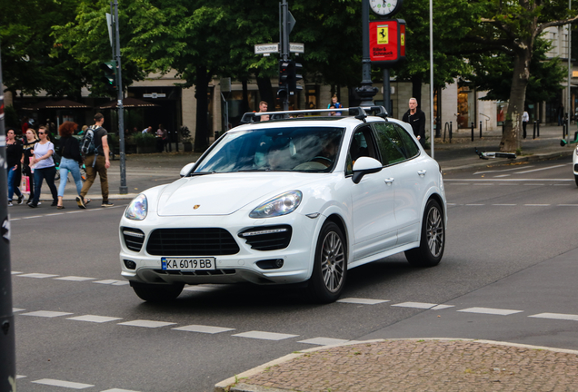 Porsche 958 Cayenne GTS