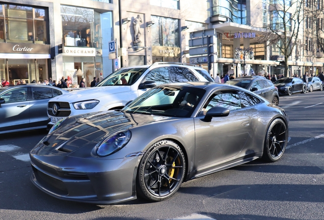 Porsche 992 GT3 Touring