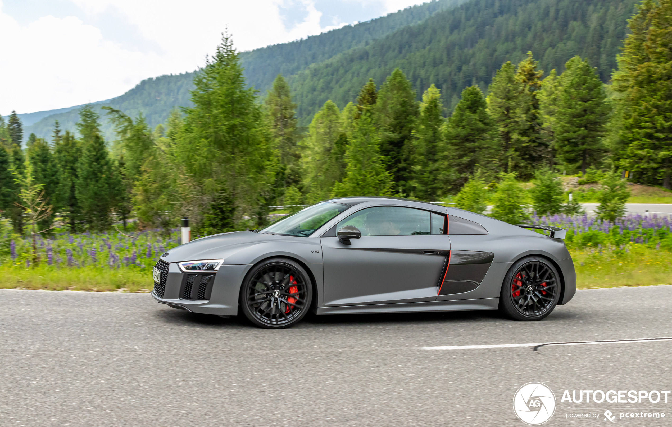 Audi R8 V10 Plus 2015